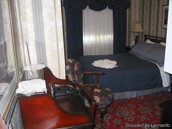 ***  Calgary Westways Guest House Canada