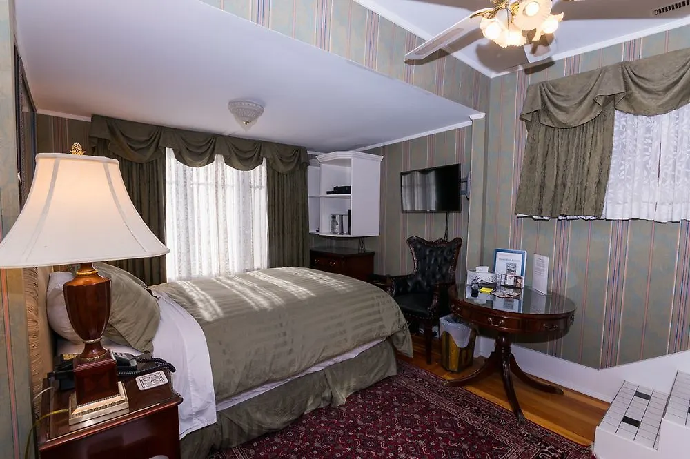 Calgary Westways Guest House